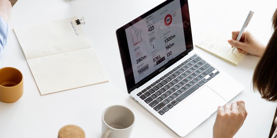 10 - Launch a Digital Marketing Side Business: | The Web Univers